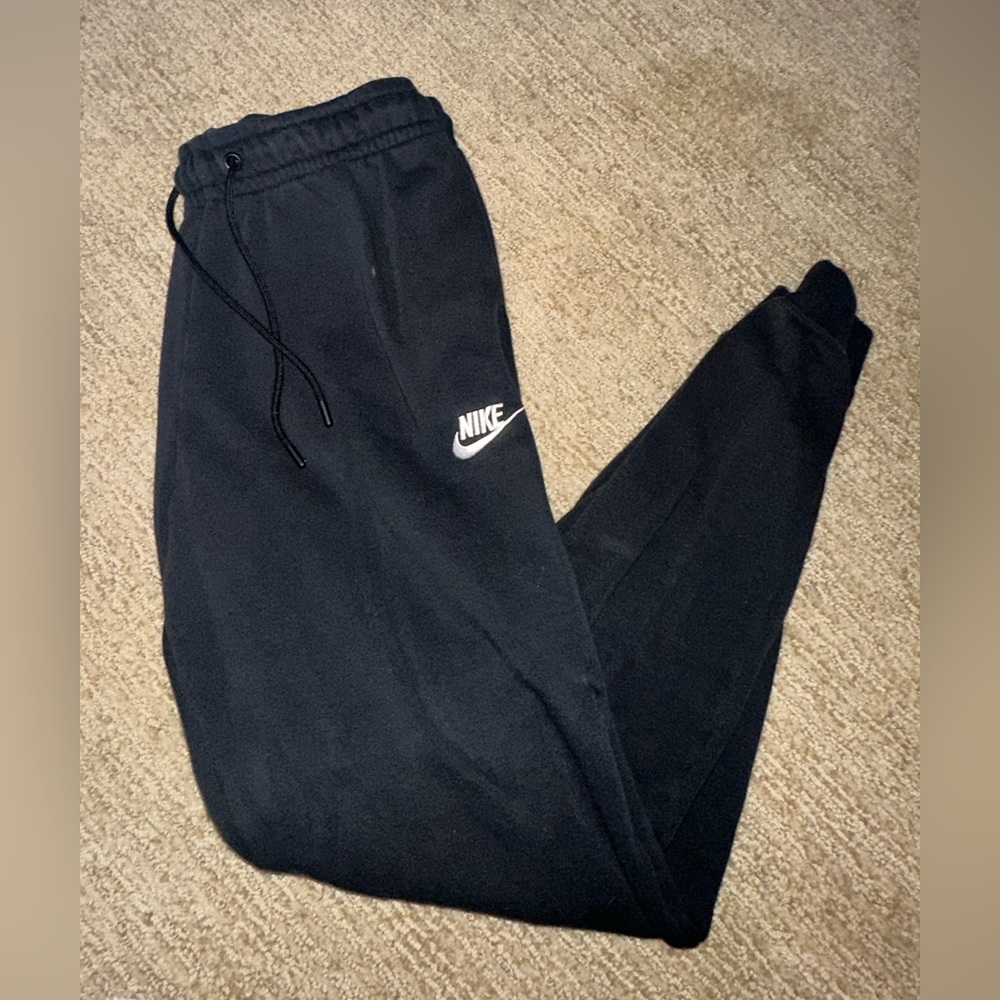 Nike Sportswear Fleece Jogger size small